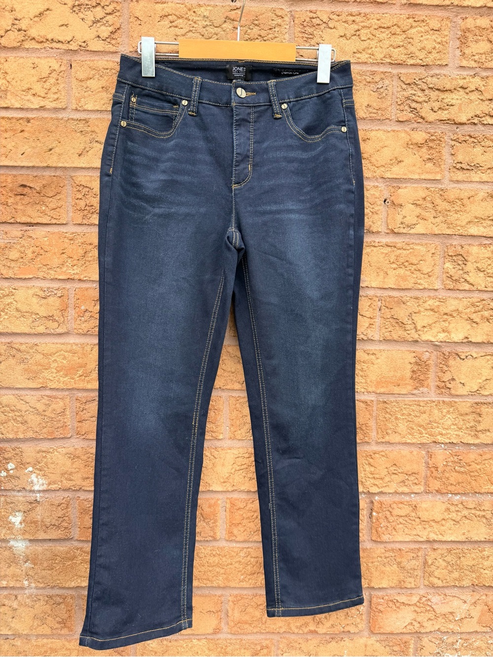 💫4/$25 • Jones New York Dark Denim Lexington Capri